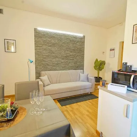 Apartamento Destiny 4 Borgo Venezia